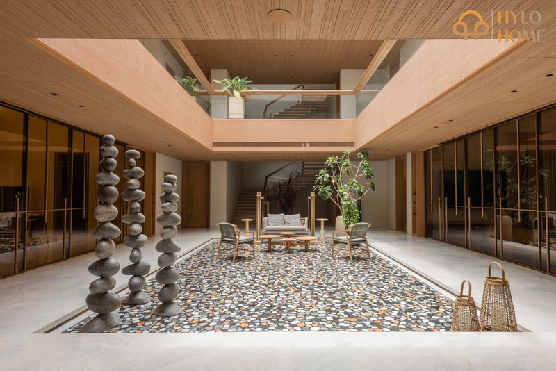 Living Lobby with Courtyard